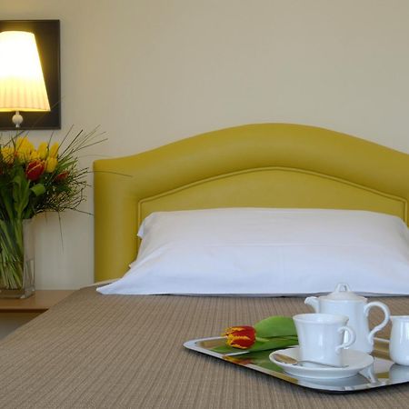 Hotel Masini Forli Luaran gambar
