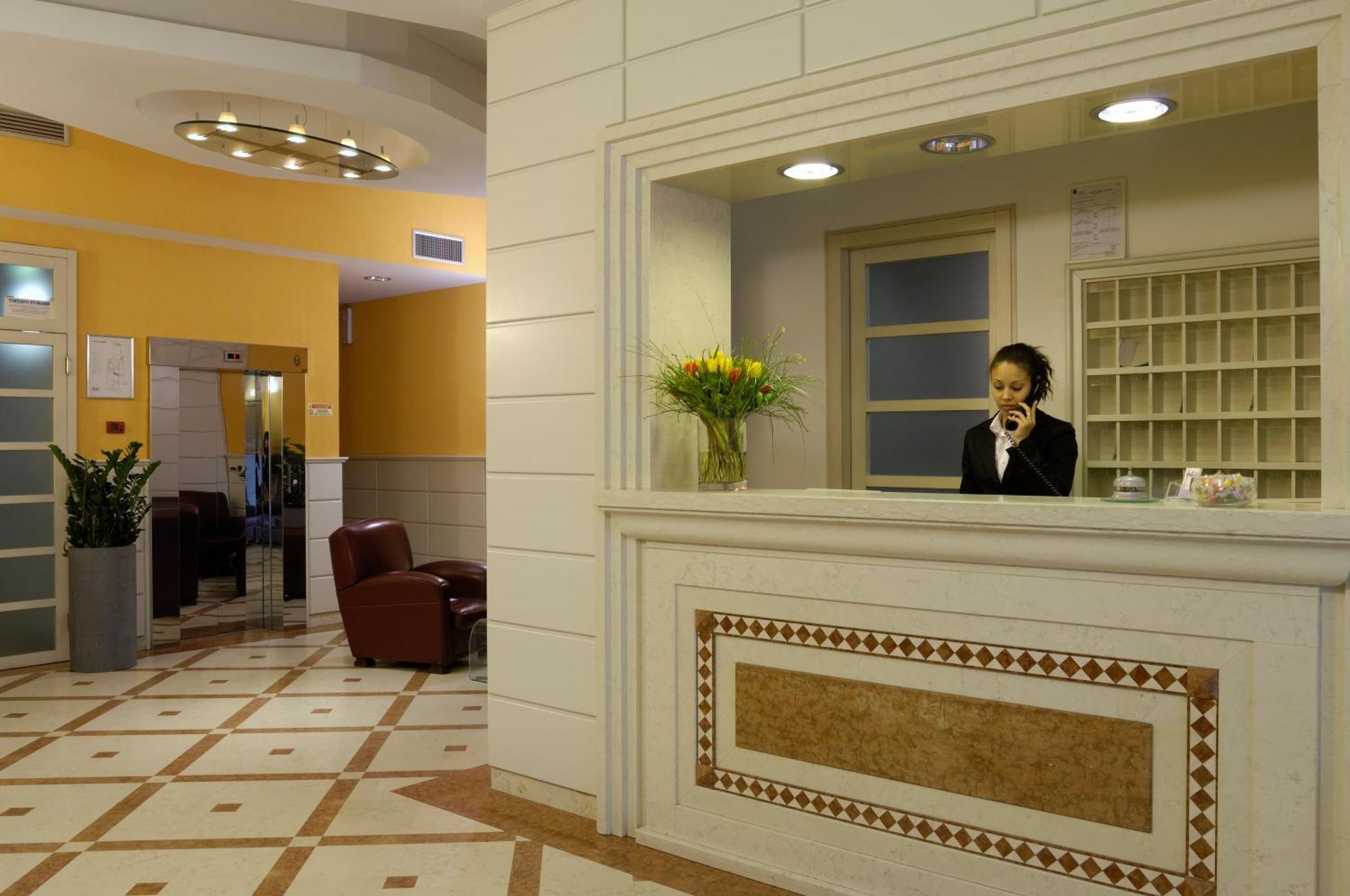 Hotel Masini Forli Luaran gambar